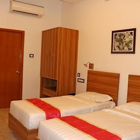 Gulnaar Guest House Chennai Eksteriør billede